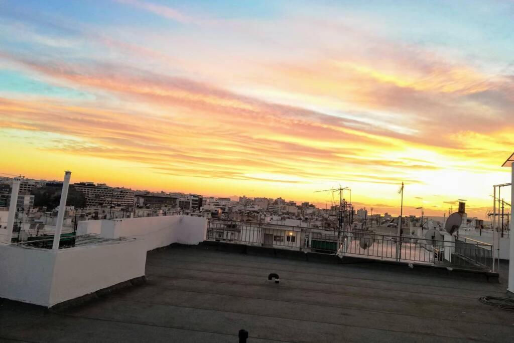 Rooftop Studio, Acropolis View! เอเธนส์ ภายนอก รูปภาพ