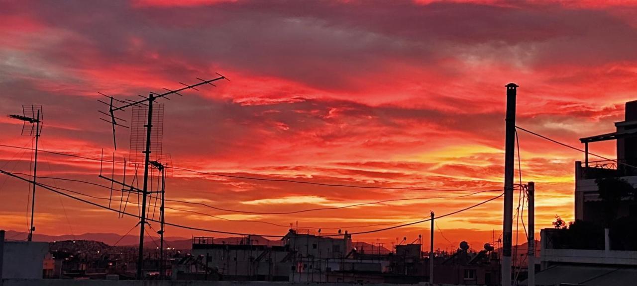 Rooftop Studio, Acropolis View! เอเธนส์ ภายนอก รูปภาพ